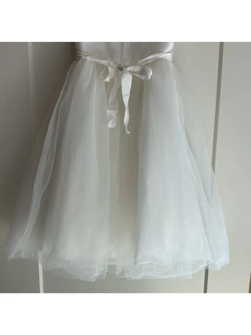 Davids Bridal Ivory Flower Girl Dress With Tulle Skirt & Lace Straps Size 7 - Picture 7 of 11